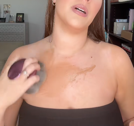 <p><strong>Show Off Your Real Skin...But Better</strong></p>