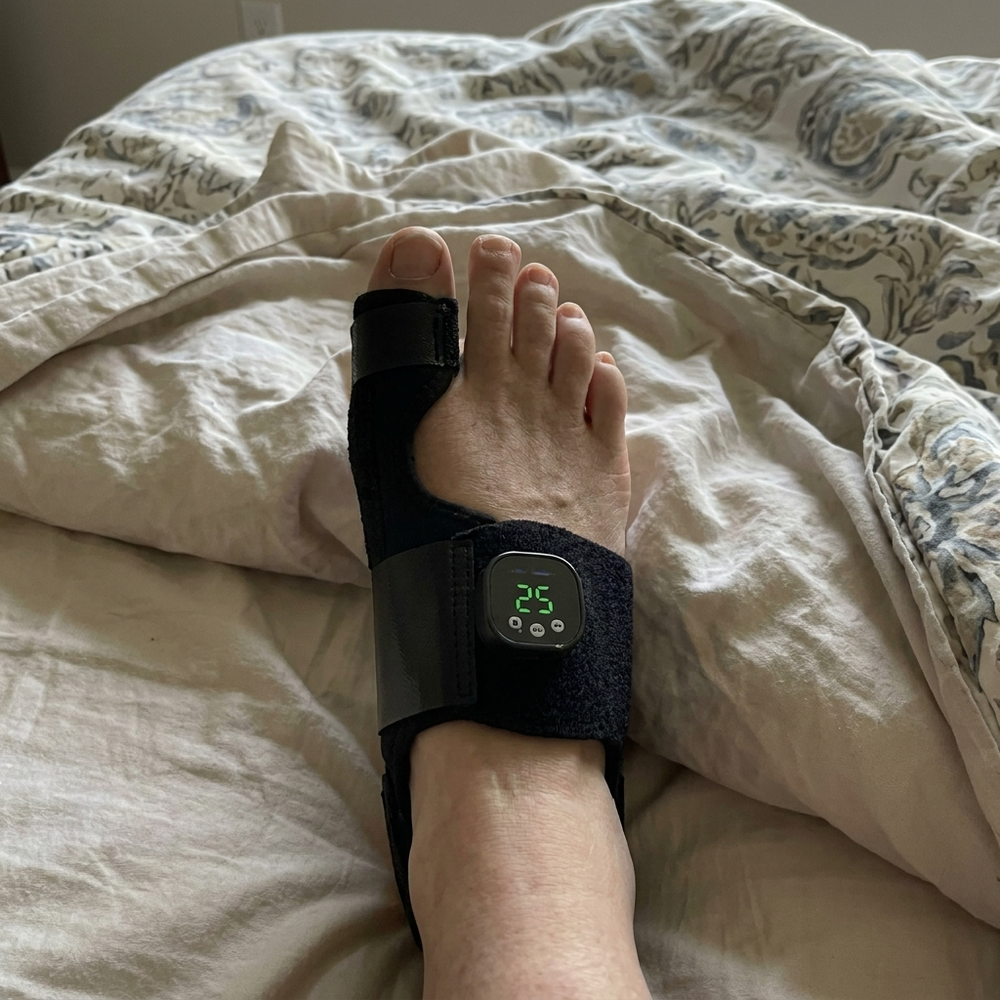 <p>Real Bunion Relief.</p>